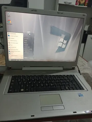 Notebook itautec (funcionando)