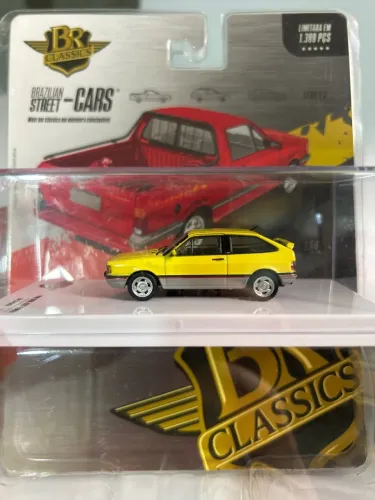 Volkswagen Gol GTI Amarelo - 1:64 - Br Classics