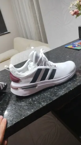 Tênis Adidas Racer TR23 ( produto novo, nunca usado)