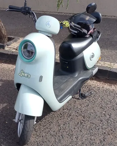 Moto elétrica 