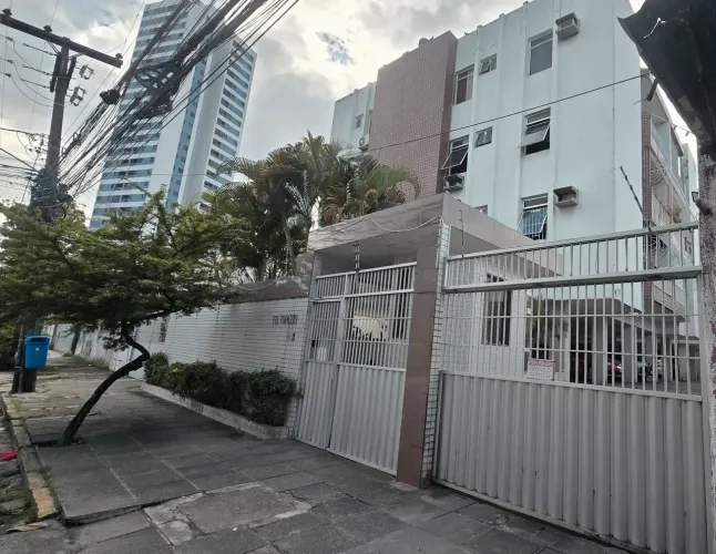 Imóvel para venda tem 103 metros quadrados com 3 quartos em Encruzilhada - Recife - PE