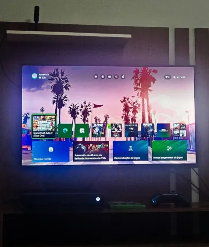 Xbox One X 1TB + 2 Controles + Jogos Digitais + Completo