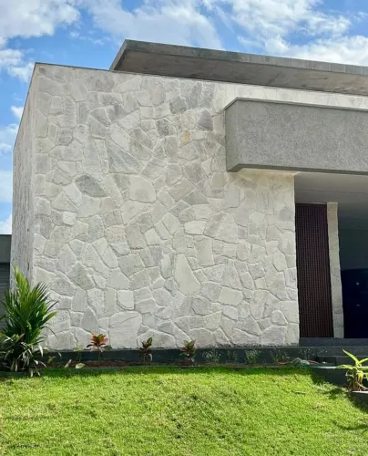 Pedras para revestimentos internos e externos 