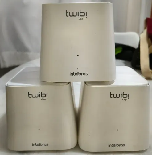 Kit 3 Roteadores Mesh Intelbras: 2 Twibi Giga + 1 Twibi Giga+