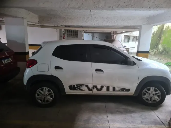 Alugo carro