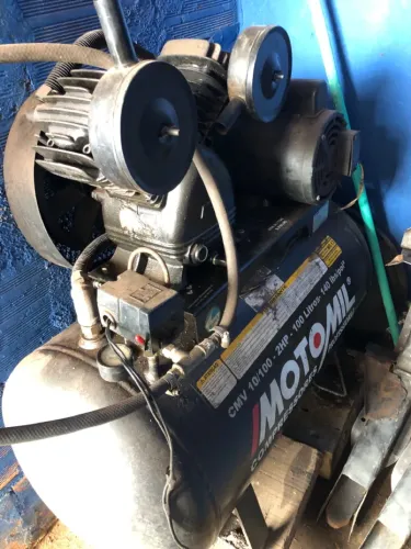 Vendo Compressor para lava jato 