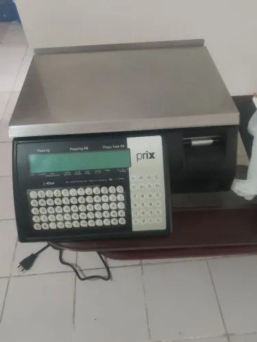 Balança Etiquetadoras Toledo Pix 5 usada. Em ótimo estado.