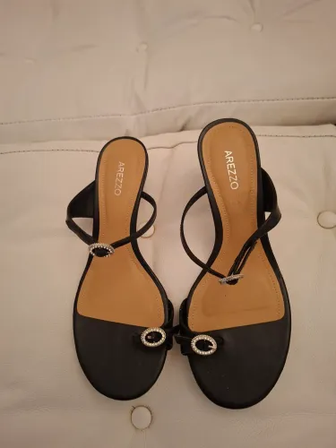 Sandália Arezzo ,nova, sem uso