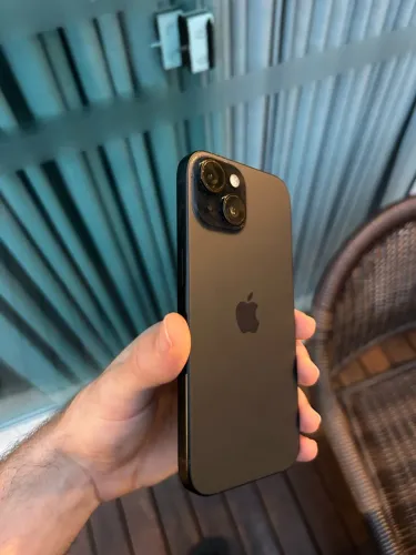 iPhone 15 128gb (88% saúde bateria)