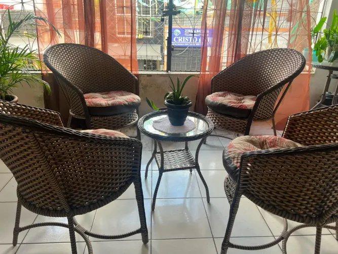 Cadeiras de área lindas pra vender hoje ainda