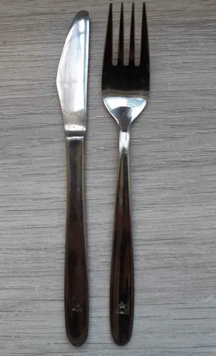 Garfo e Faca KLM