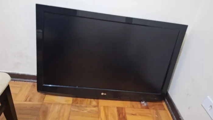 TV LG PARA CONSERTO OU RETIRADA DE PEÇAS 