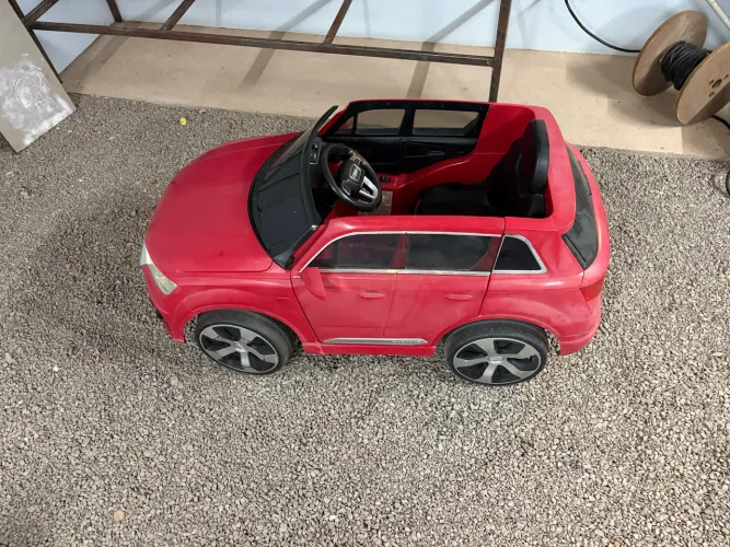 Carrinho elétrico com controle