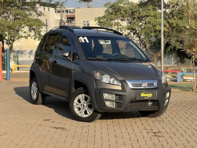 Fiat Idea A.ext./a..ext.loc.dual. 1.8 Flex 5P 2011