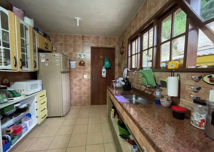Vende-se casa na cidade nova 8 kf