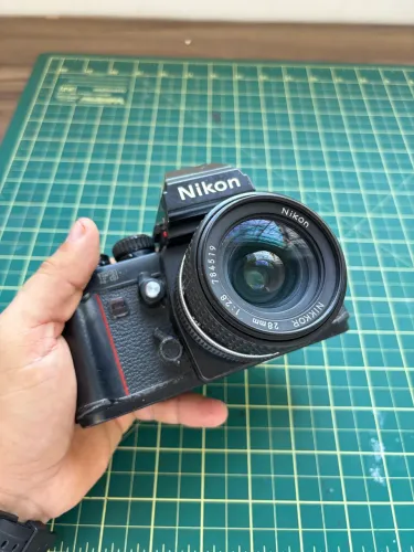 Nikon f3+ lente 27mm