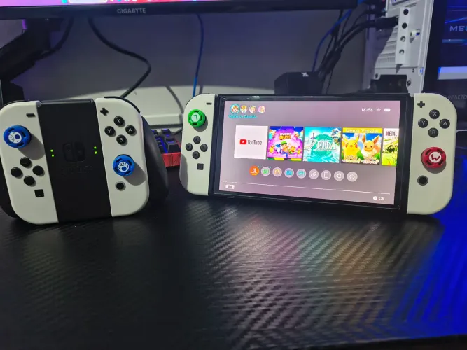 Vendo Nintendo Switch OLED + 1 joycon extra
