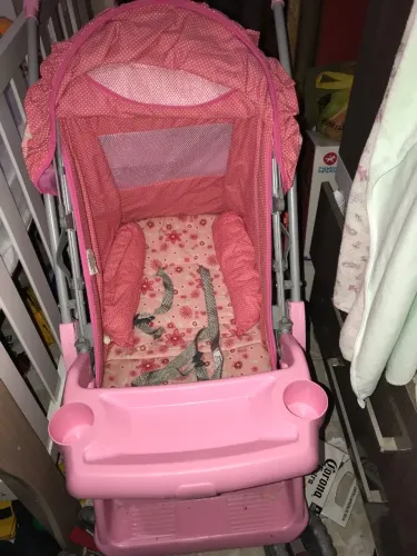 Carrinho de bebê + bebê conforto