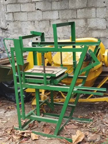Máquina de fazer blocos trifásica para sua fábrica