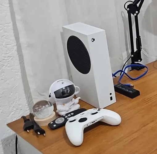 Xbox s 512gb branco