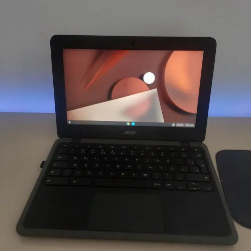 Chromebook Acer (Bateria nova + Acessórios)