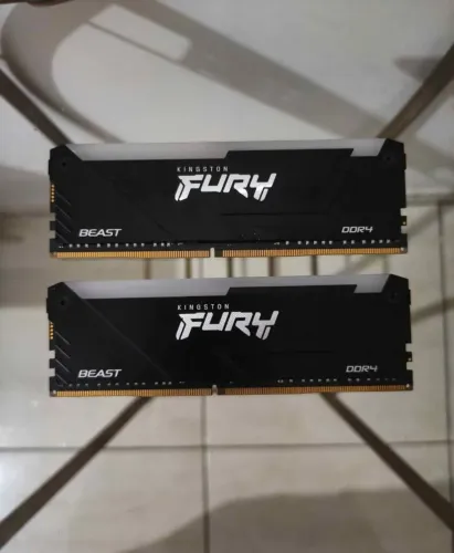32GB 2x16GB DDR4 KINGSTON FURY RGB