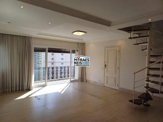 Cobertura a Venda no Brooklin com 3 suítes, 3 vagas na garagem e 230m².