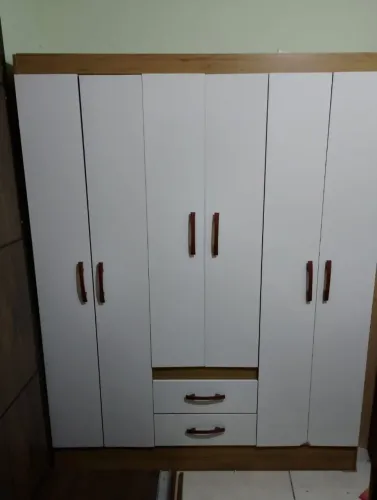 Armário de mdf branco