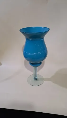 Taça de vidro - cor azul - base transparente - grande - decoração fina