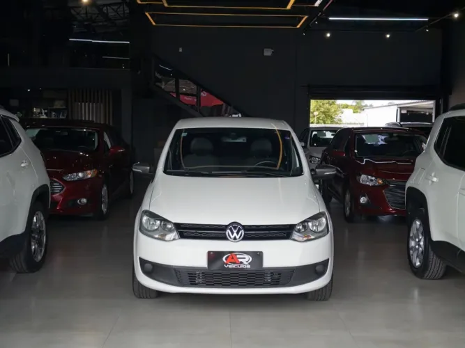 Volkswagen Fox Rock IN RIO 1.6 MI Total Flex 8V 5P 2014