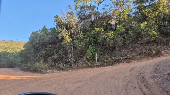 Terreno em Ravena 1.394 m²