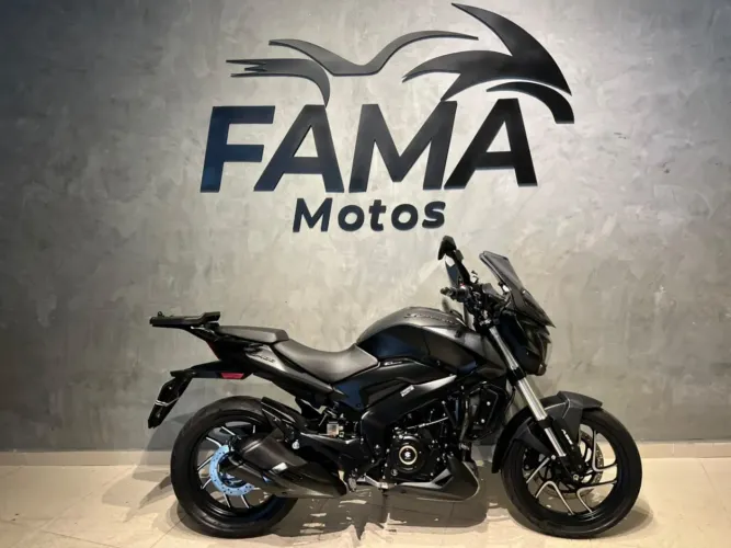 BAJAJ DOMINAR 400 2025 Gasolina