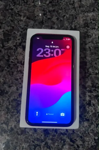 iPhone 11