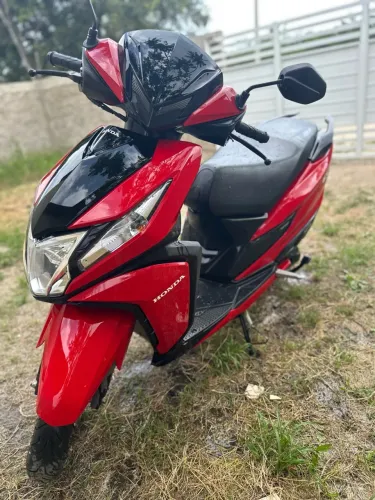 Honda Elite 125 2025/2026 - Apenas 4.400 km / Toda Paga