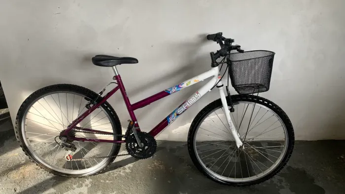 bicicleta aro 26 estilo MTB urbana Feminina Infantil