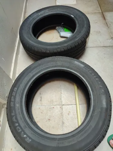 2 Pneus Westlake, RP28, medida 195/60R15. Novo