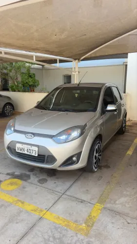 Ford Fiesta Sedan 1.0 8V Flex 4P 2011