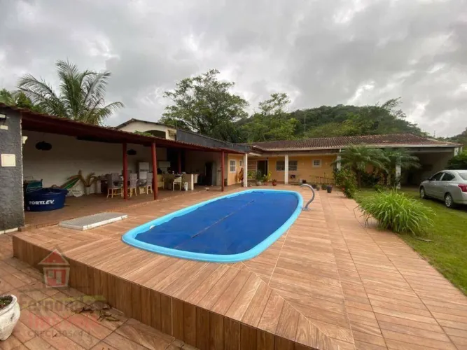 Chácara com 3 dormitórios à venda, 1000 m² por R$ 850.000,00 - Parque Vergara - Itanhaém/S
