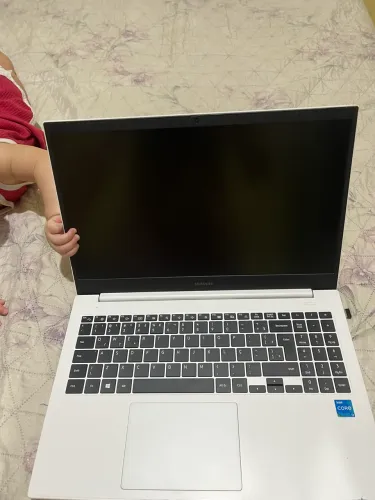 Vendo notebook Samsung 