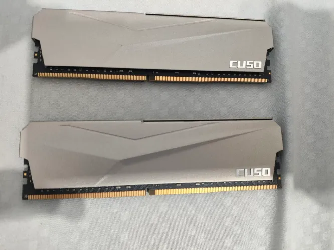 MEMORIA DDR4 32 GIGAS ESTADO DE NOVA.
