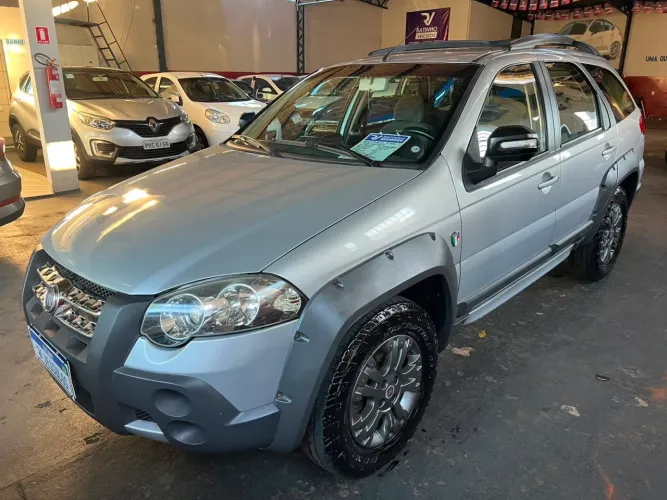 Fiat Palio Weekend Adventure Locker 1.8 Flex 2012