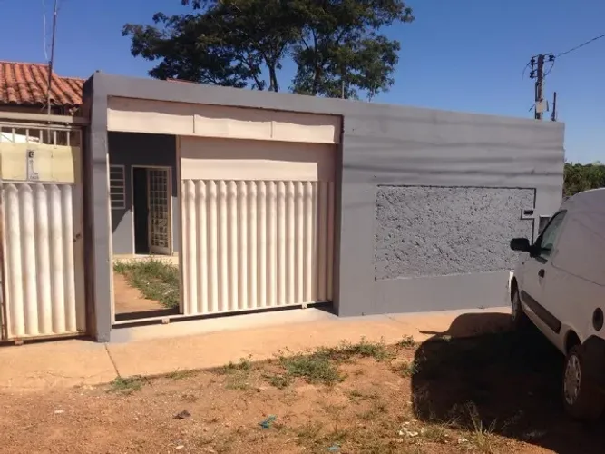 Casa no Parque Araguari A, Cidade Ocidental, GO. Dois quartos, uma Suite