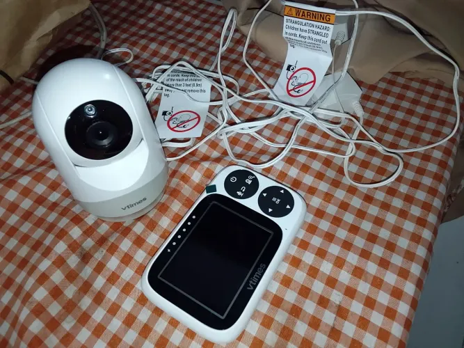 Vendo babá eletrônica em perfeito estado de conservação