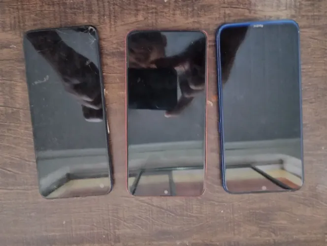 Celulares pra retirada de pecas