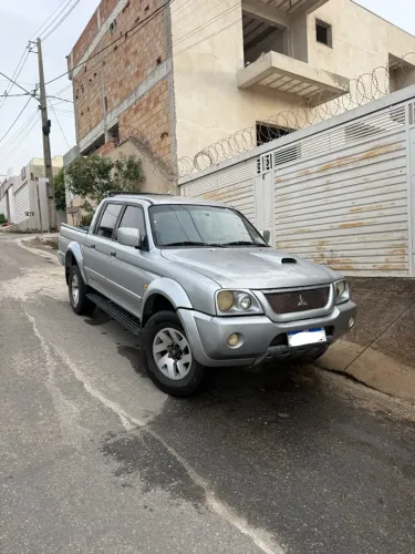 Mitsubishi L200 Sport HPE 2.5 4X4 CD DTI Dies. Mec. 2006