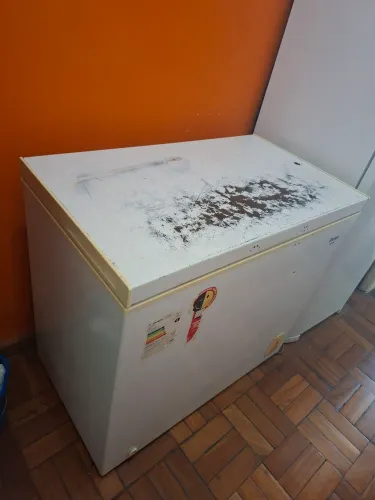 Freezer Philco 200l horizontal usado