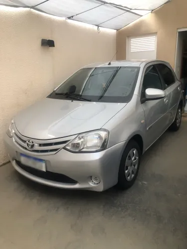 Toyota Etios XS 1.5 Flex 16V 5P Mec. 2014