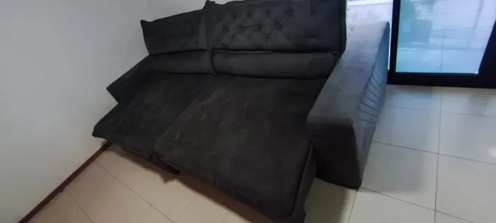 Sofá Retrátil e Reclinável 4 Lugares - Suede Cinza Escuro - Higienizado!