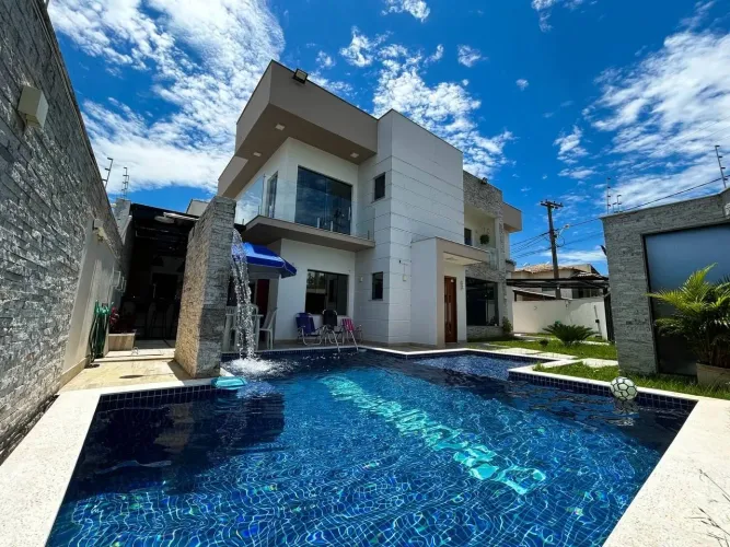 Casa à venda, 210 m² por R$ 1.700.000,00 - Vale das Palmeiras - Macaé/RJ