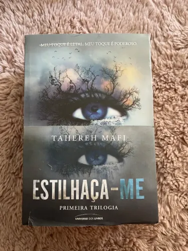 Box de livros estilhaça-me (estilhaça-me, liberta-me e incendeia-me *lacrados*)